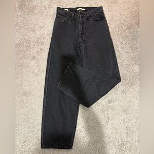 Black Levi’s Jeans